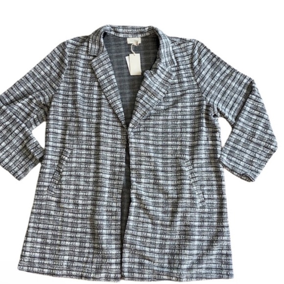 MELLODAY Jackets & Blazers - MELLODAY Oversized Plaid Topper White/Black Checker Jacket Blazer